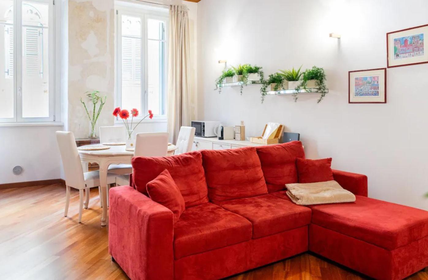 Magnolia Home - Piazza Delle Erbe เวโรนา ภายนอก รูปภาพ